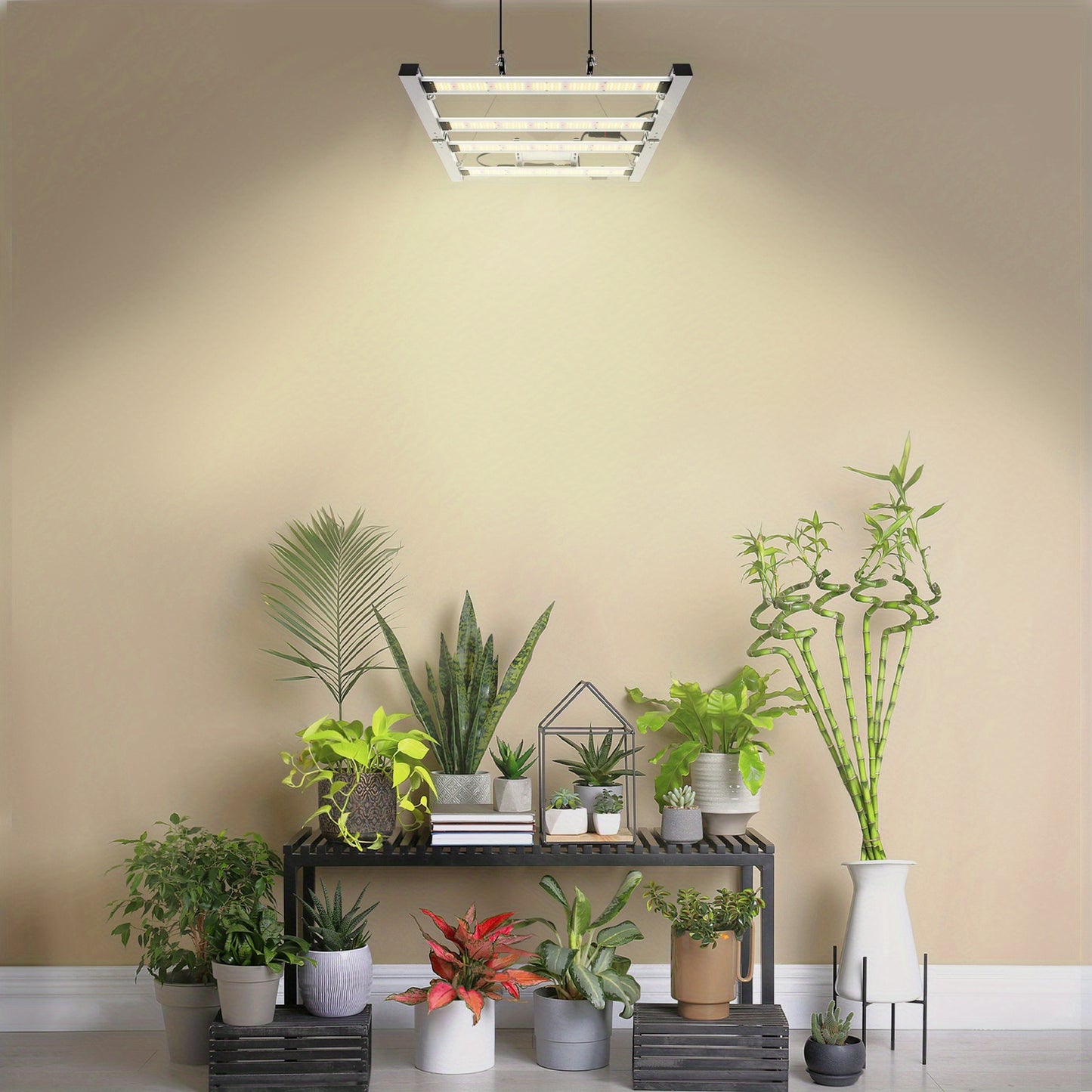 200W LED Plant Lamp – Vouwbare Plantenspot – Groeilamp Binnen – Volledig Spectrum Kweeklamp – Dimbaar 0-100% – Aluminium Behuizing – 16000 Lumen Lichtopbrengst