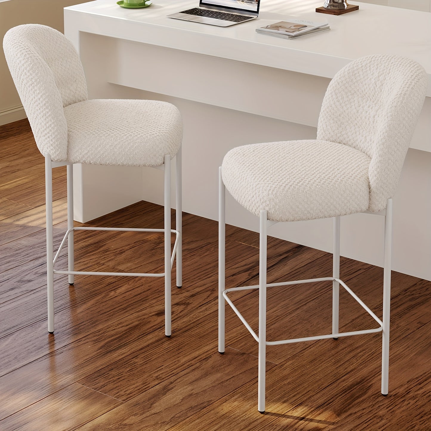 Barstoel – Barkruk – Barkrukken – Barstoel Met Rugleuning – Keukenstoel Set Van 2 – Modern Design – Zacht Gewatteerd Beige Kussen – Stabiel Wit Metalen Frame