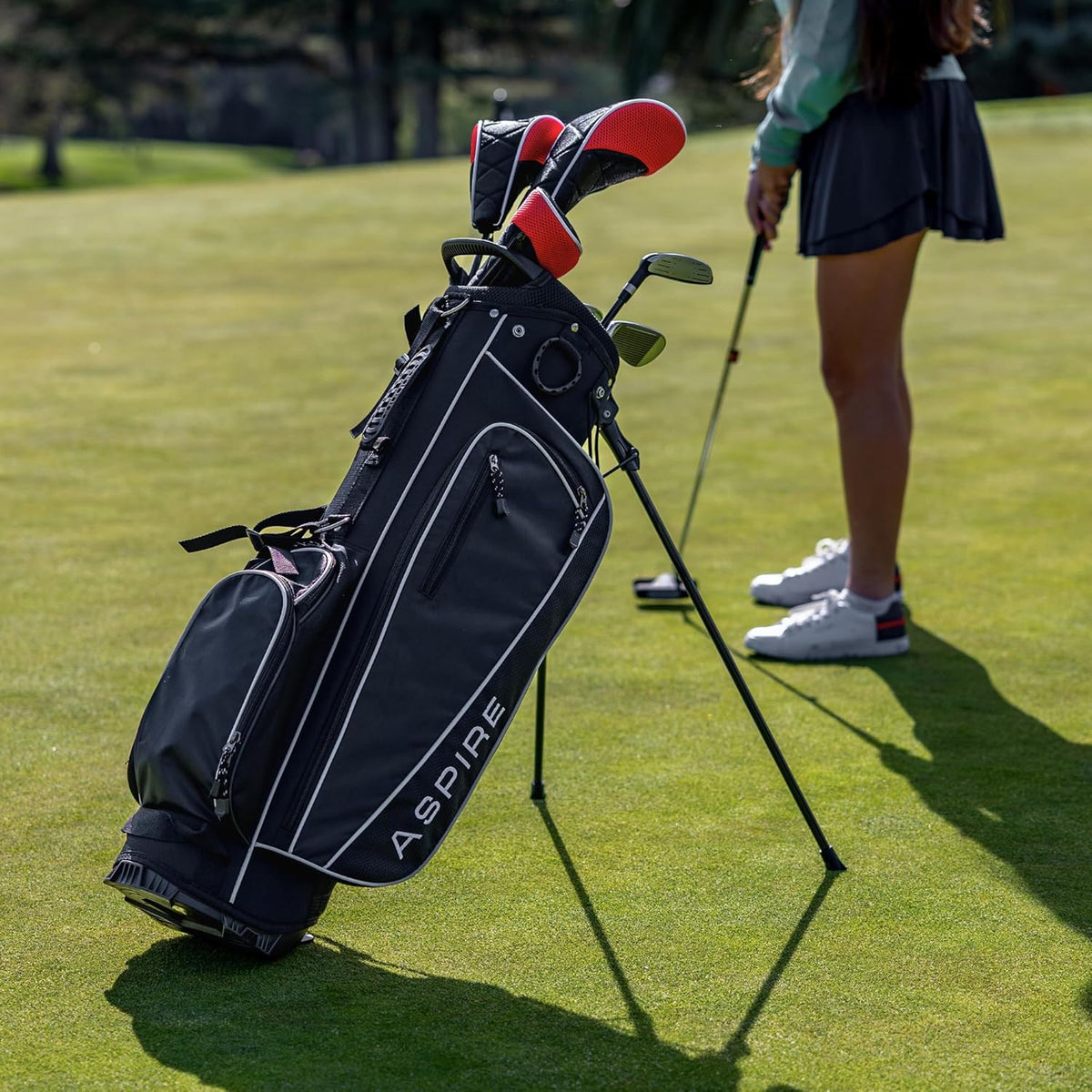 Aspire XD1 Teen Golf Club Set for Ages 13-16 (5'1"-5'6") - Left/Right-Handed Complete Youth Golf Club Set with Driver, Hybrid, 7-PW Irons, Putter, Stand Bag & 3 Headcovers (Right Hand)