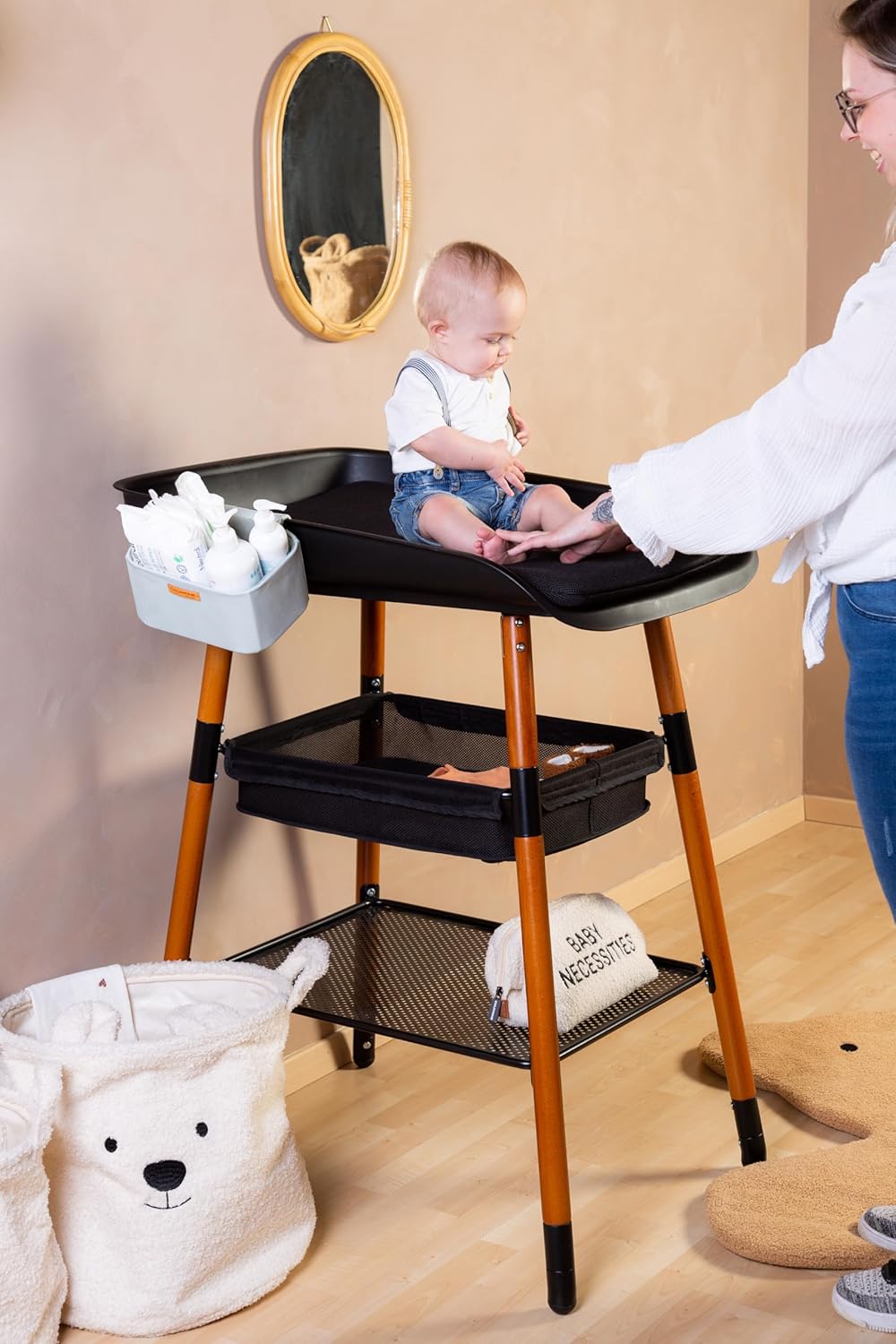 ChildHOME aankleedtafel, uitbreidbaar, 4 hoogtes, gemakkelijk te verplaatsen, wielen, remsysteem, robuust, opbergmand, incl. kussen, Evolux, zwart