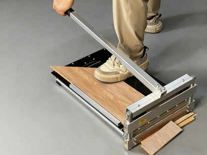Laminaat- en Vinyl Planksnijder – Vloersnijder – Laminaatsnijder – Vinylsnijder – Handmatige Plankenknipper – 13 Inch Snijbreedte En 13 Mm Dikte, 15°/30°/45° Snijhoeken – Inclusief Vervangingsmes En 600 Grit Slijpsteen