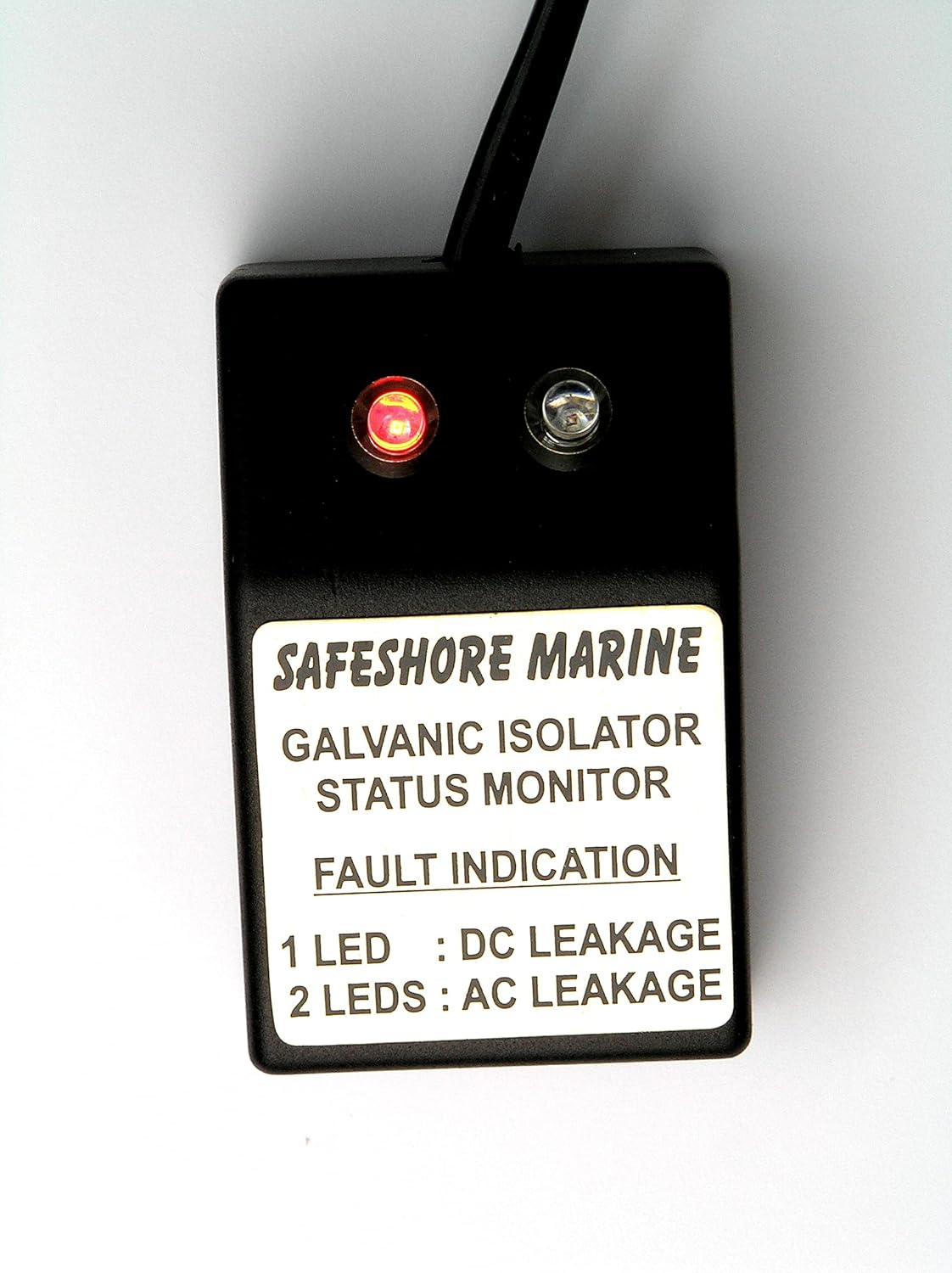 galvanische isolator 70 ampère met externe statusmonitor. Meer dan 30.000 verkocht. De isolatoren van het VK