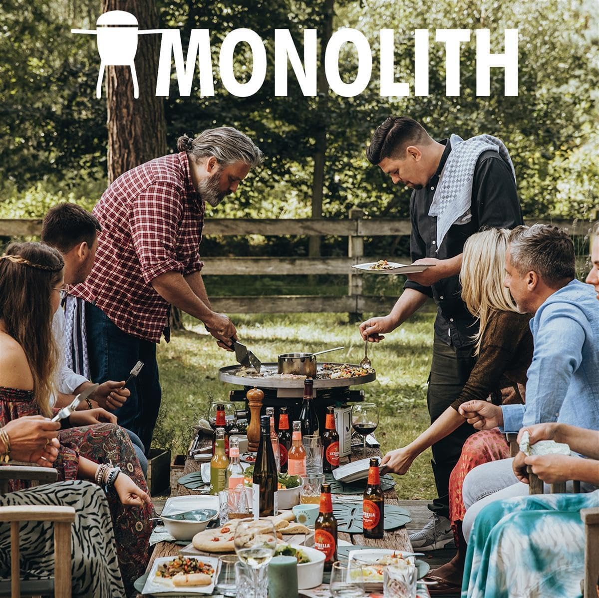Monolith Icon BBQ – the Kamado table grill for on the go - QUORE