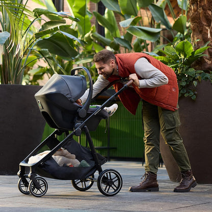 Bebeconfort Luvia Trio, Kinderwagen 3 in 1 set, 0-4 jaar (0-22 kg), Wandelwagen, Baby autostoeltje, Reiswieg, Slim opvouwen, Verstelbare duwstang, Wielen met schokdempers, Mineral Graphite