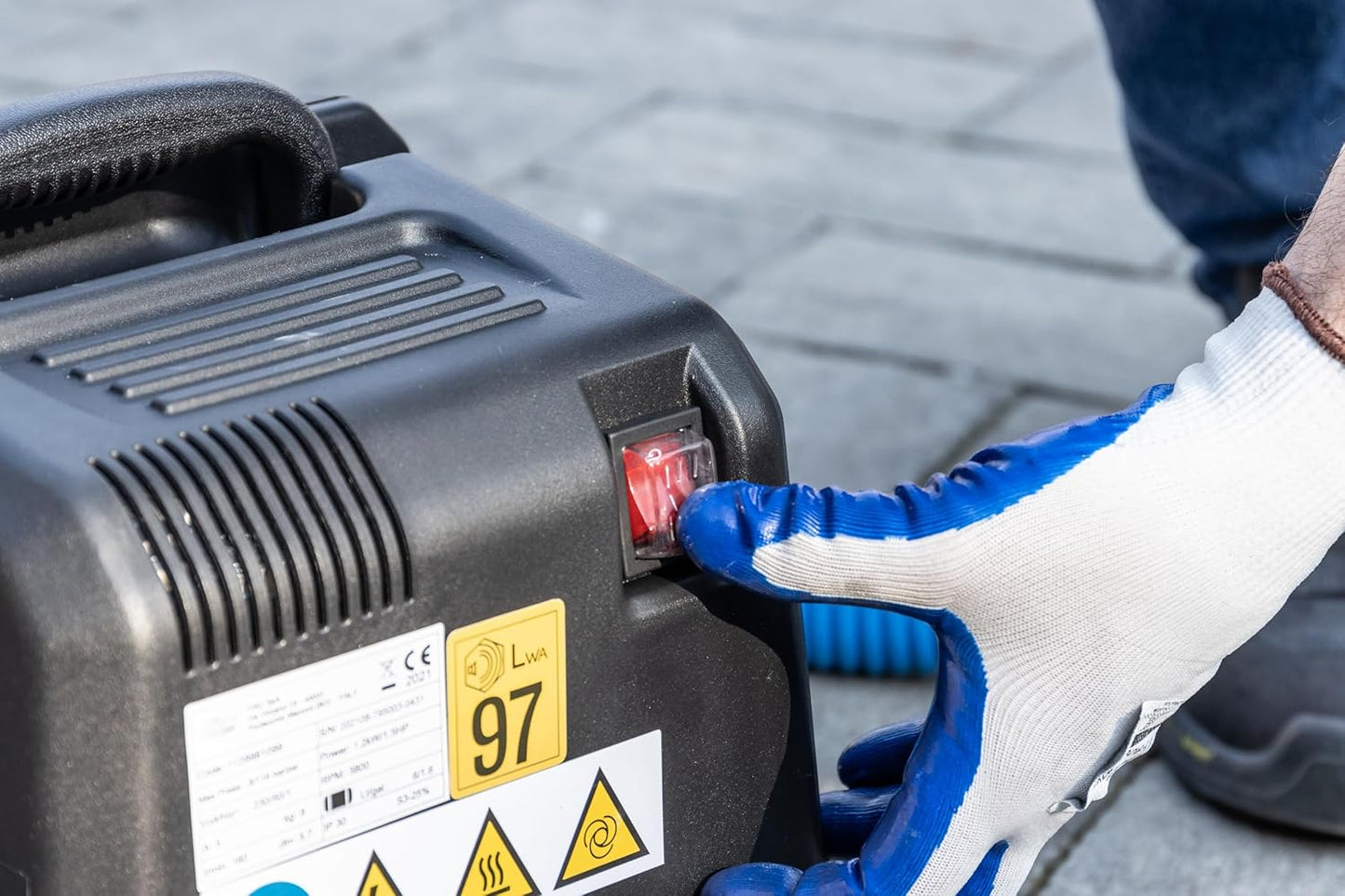Luchtcompressor – Aircompressor – Persluchtcompressor – Zuigercompressor – Olievrije Compressor – Draagbaar En Lichtgewicht – Max. Druk 8 Bar
