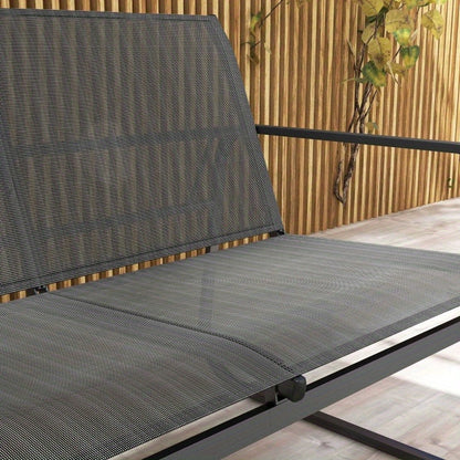 Tuinstoel – Balkonstoel – Terrasstoel – Loungestoel – Buitenstoel – Beige Bouclé Stoffering – Gouden Metalen Poten
