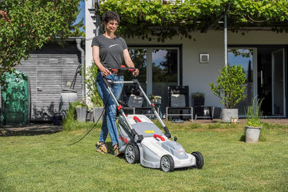 IKRA Elektrische Grasmaaier IERM 2043 T, 2000W, 5-standen maaihoogteverstelling 30-75mm, maaibreedte 43cm, incl. mulchkit