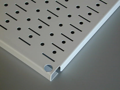 Wall Control Metalen Pegboard Utility Tool Opslag Kit met Zwart Pegboard en Zwarte Accessoires