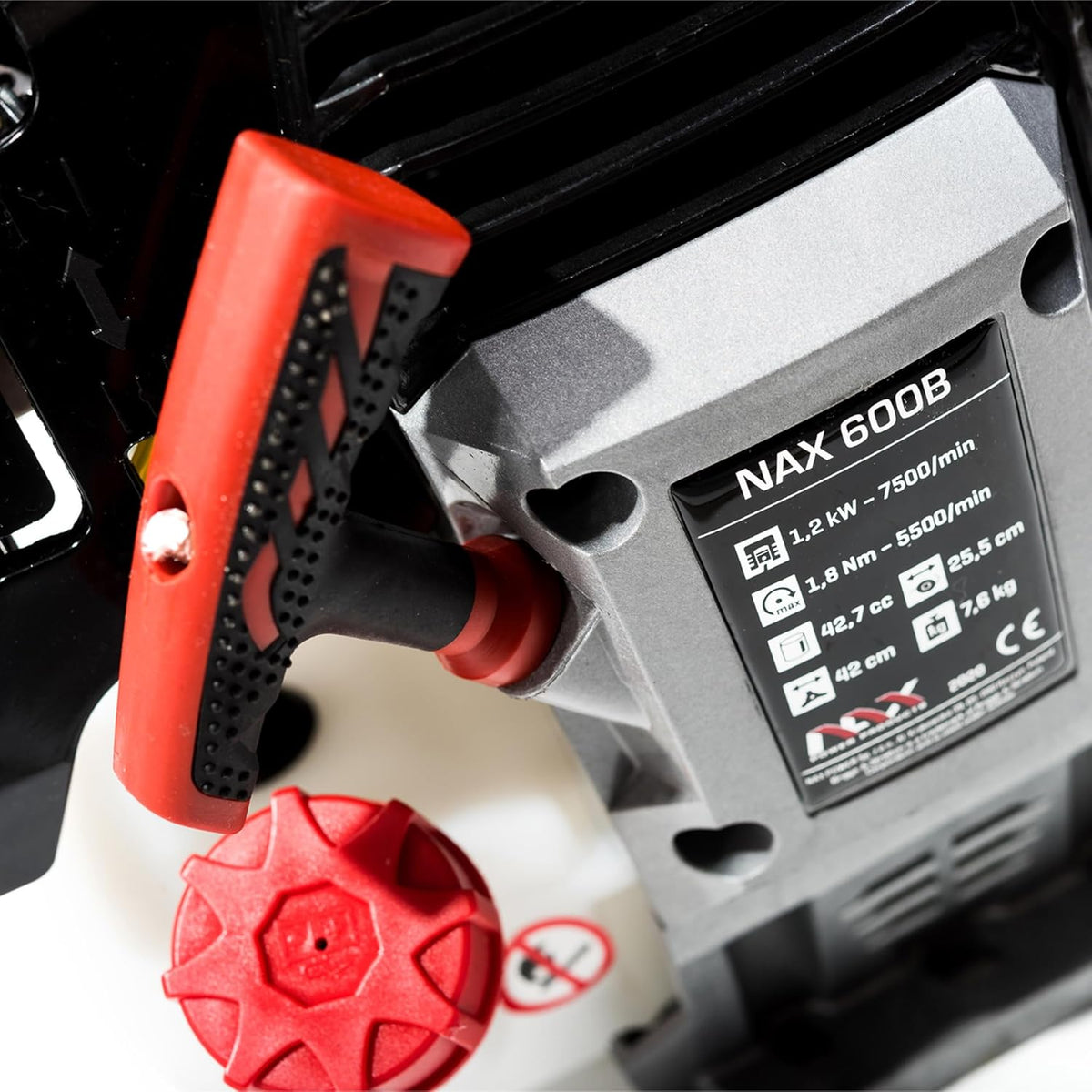 NAX POWER PRODUCTS 600B 42,7 cm3 1,2 kW motor Briggs & Stratton gelicentieerd product, benzine graskantmaaier, handmatige grastrimmer
