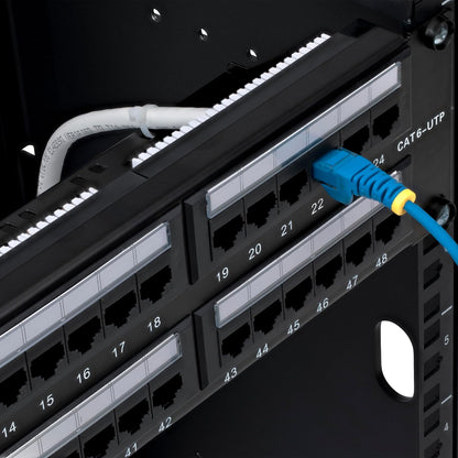 StarTech 48-Port 2U Rackmonteerbaar Cat6 Patchpaneel, RJ45, UTP, 110 Type, Cat 6 Ethernet Patch Paneel voor Netwerk Rack