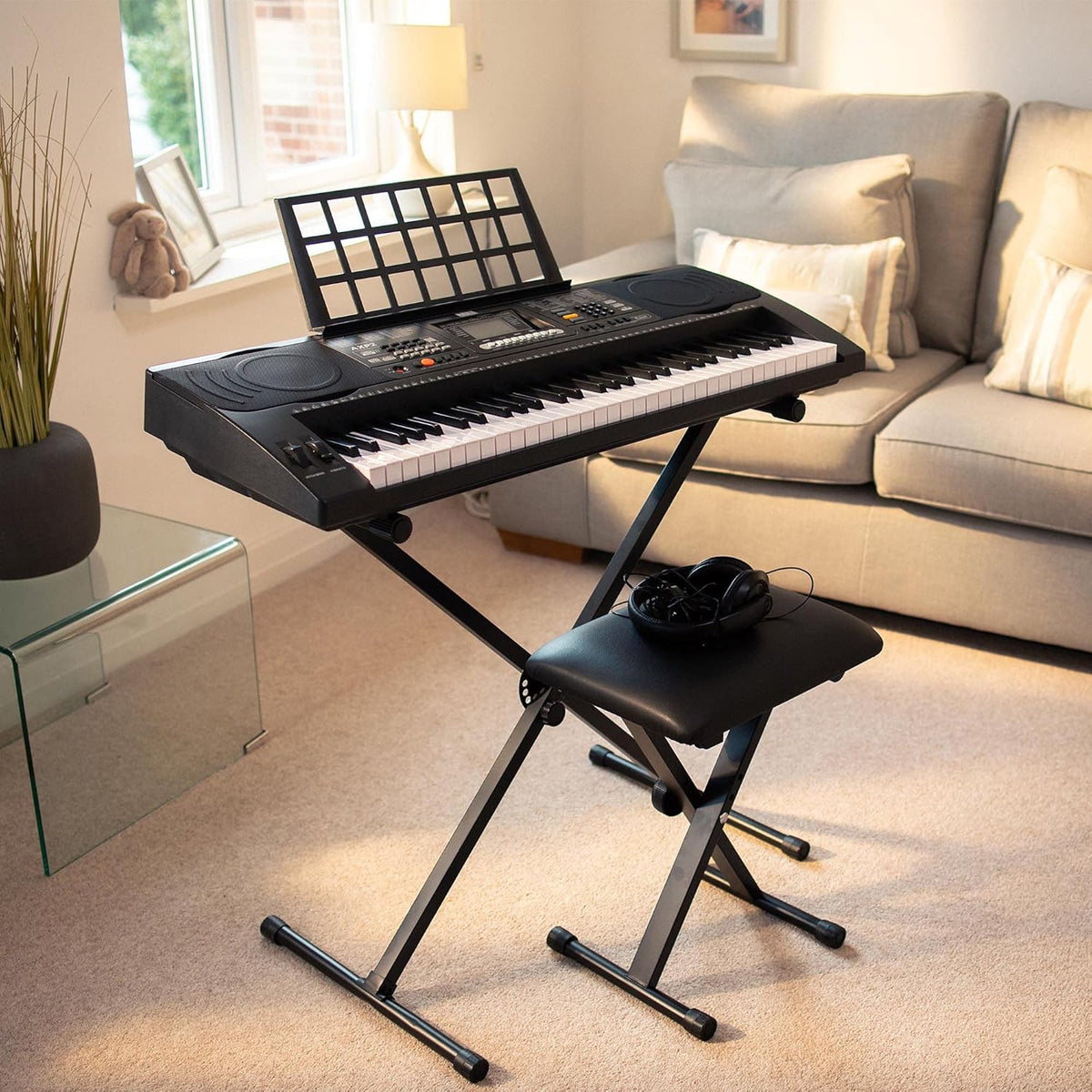 Keyboardpakket voor Beginners – Keyboard – Elektronisch Keyboard – Aanslaggevoelig Keyboard – Piano Keyboard – 61 Aanslaggevoelige Toetsen – Complete Set Met Statief, Bankje, Hoofdtelefoon En Muziekstandaard