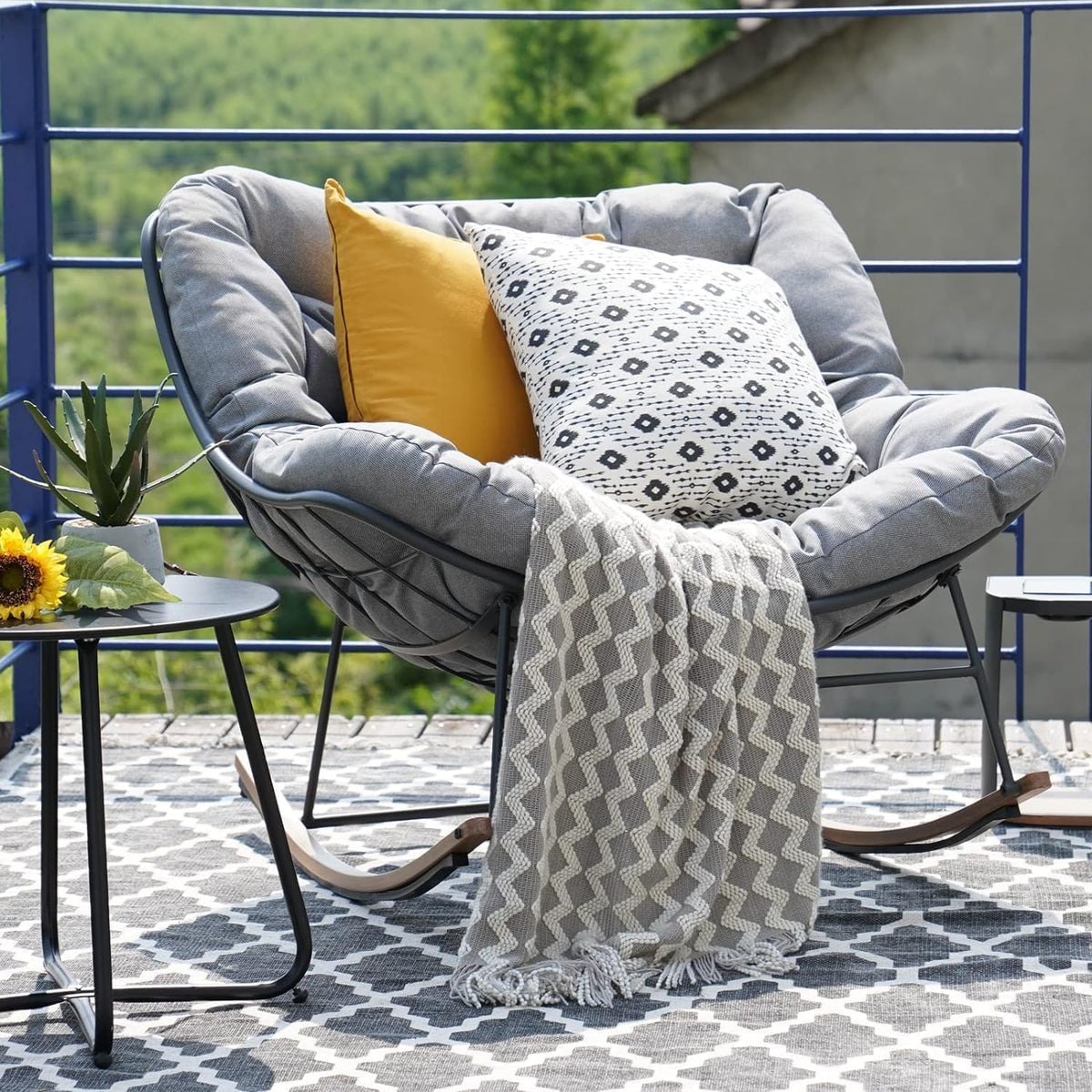 Grand patio Schommelstoel voor in de tuin, schommelstoel, relaxstoel met zachte bekleding, belastbaar tot 150 kg, voor tuin, slaapkamer, woonkamer, hoek, veranda, lichtgrijs