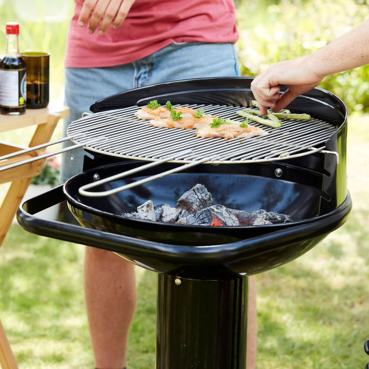 Barbecook houtskoolbarbecue Loewy 50 uit email zwart 47.5cm H 99cm