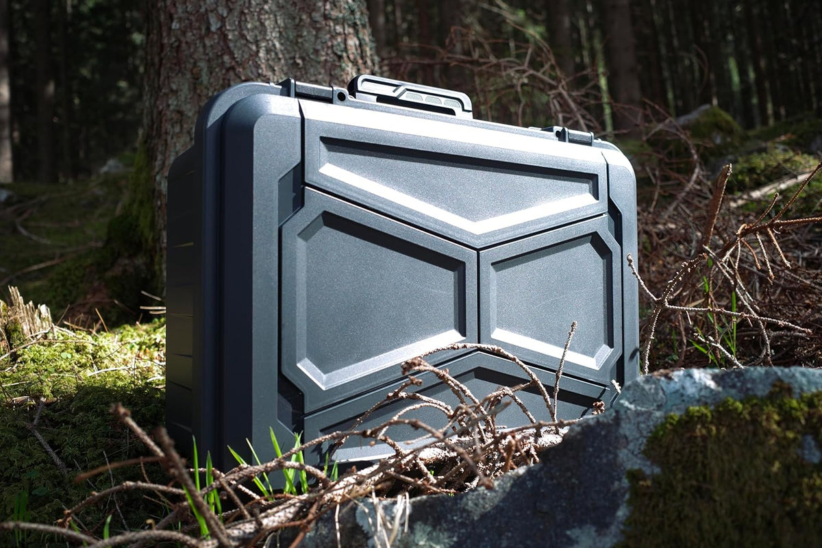 TOMcase ECO Pro, duurzame beschermkoffer gemaakt van 100% gerecycled plastic, met schuimrubberen inleg, waterdicht & stootvast, lichtgewicht draagkoffer, universele koffer, gemaakt in EU, zwart, zwart