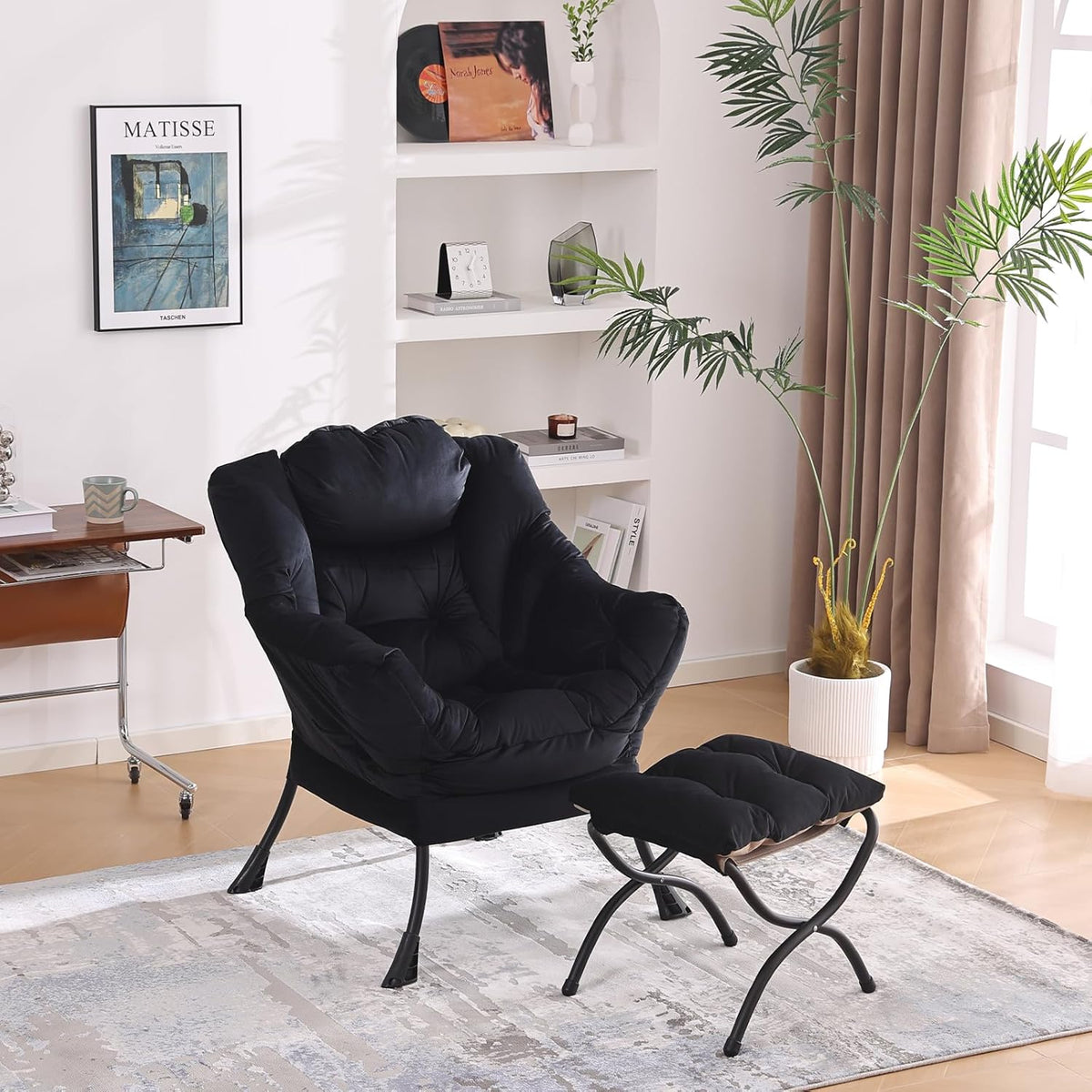 Comfortabele fauteuil met voetenbank, Lazy Chair met ottomane, vrijetijdsaccentstoel, relax-loungestoel met armleuningen en zijzak voor woonkamer, slaapkamer en kleine ruimtes, zwart