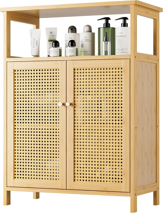 Bamboe Vloerkast – Opbergkast – Badkamerkast – Woonkamerkast – Keukenkast – Natuurlijk Bamboe – Compact Design – 2 Rieten Deuren – 1 Open Plank - QUORE