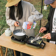 Kooktoestel - Gasstel - Campinggasfornuis - Campingmeubelen - 2-in-1 - met Grillplaat - Inklapbaar - Draagbaar - Piëzo-Intsteking - Compatibel met Isobutaan-Brandstofmengsel - Buitenactiviteiten - Kamperen - Noodsituatie - 8.4x2.4x10cm - Groen