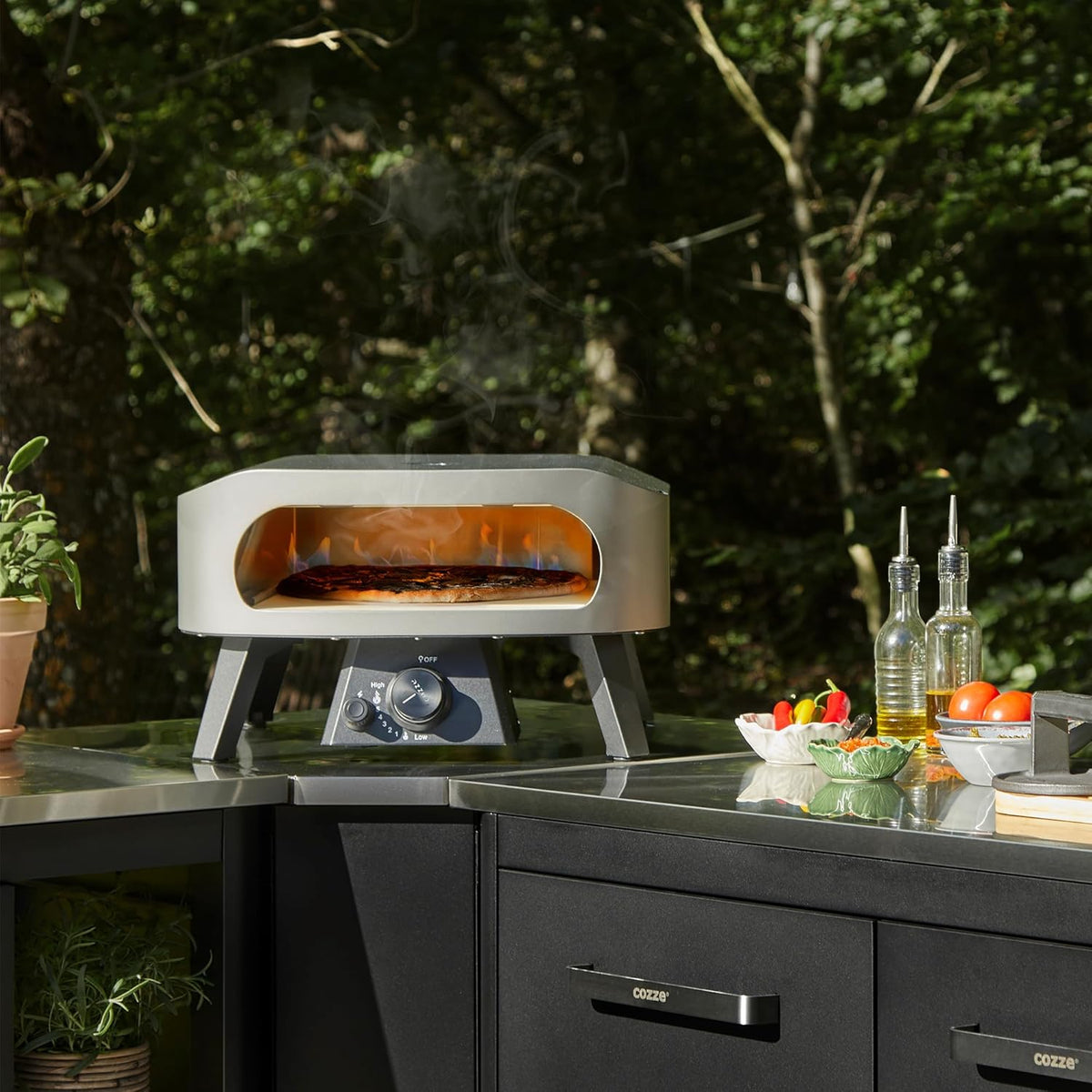 Cozze | 13" CLASSIC Pizza Oven Gas 30mbar | Includes Cordierite Pizza Stone | Automatic Ignition | Thermometer | Compact Design - QUORE