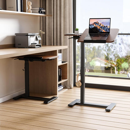 ETHU Overbedtafel met in hoogte verstelbaar, 67-101 cm pneumatische lift mobiel bureau met wielen, 20 kg laadvermogen, rollend laptopbureau voor nachtkastje, bank en thuiskantoor (donkerbruin)