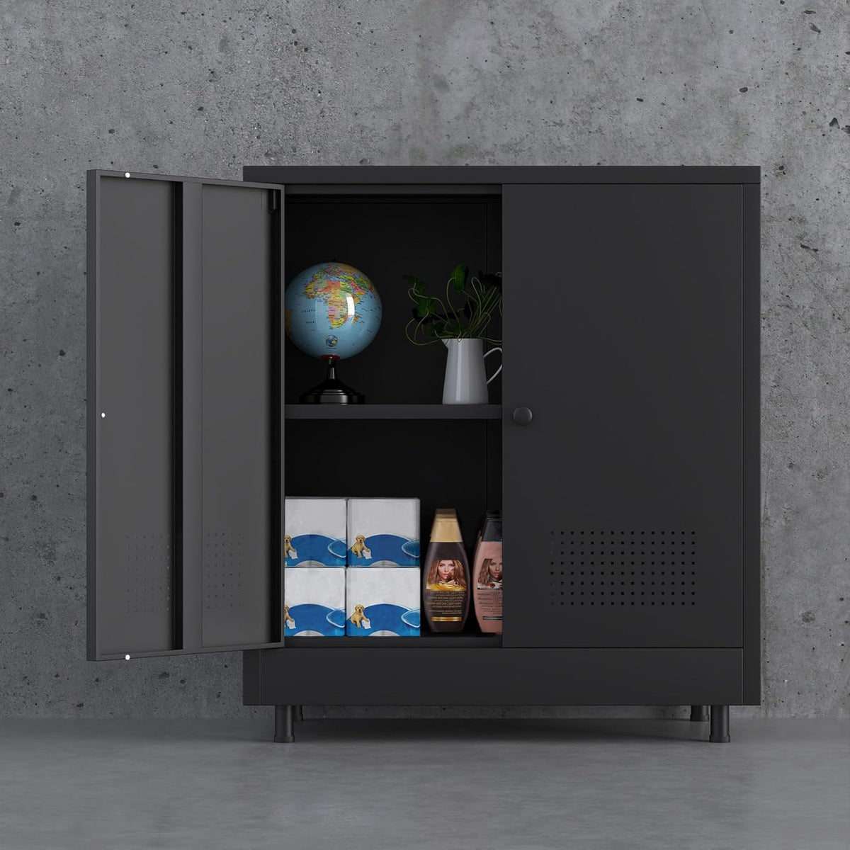 Metalen opbergkast met 2 deuren en verstelbare plank, stalen accent dressoir buffetkast voor thuis, kantoor, garage, entree, woonkamer, keukenkast en eetkamer (zwart) - QUORE