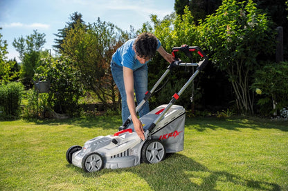 IKRA Elektrische Grasmaaier IERM 2043 T, 2000W, maaihoogte 30-75mm, maaibreedte 43cm, incl. reservemes & mulchkit