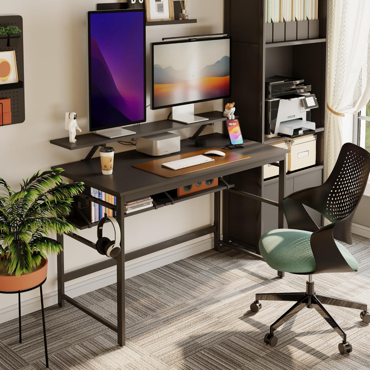 Mondeer Computerbureau, werkstation schrijfbureau met 2 verstelbare opbergplanken en grote monitorstandaard, ruimtebesparend voor thuiskantoor studio, 120 x 60 x 90 cm, zwart