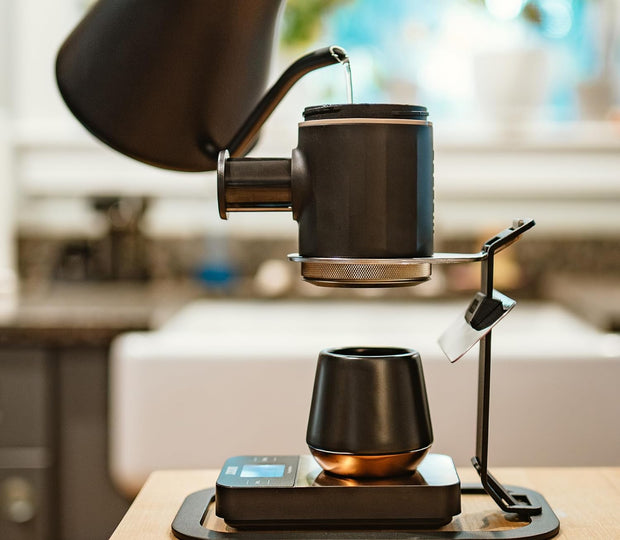 Draagbare Espressomachine - Koffiemachine - Handmatige Espresso Machine - met Beschermhoes - 18 bar - 80ml - voor Kantoor - Fietsen - Hiking - ‎10.6 x 7.8 x 7.1 cm - Grijs