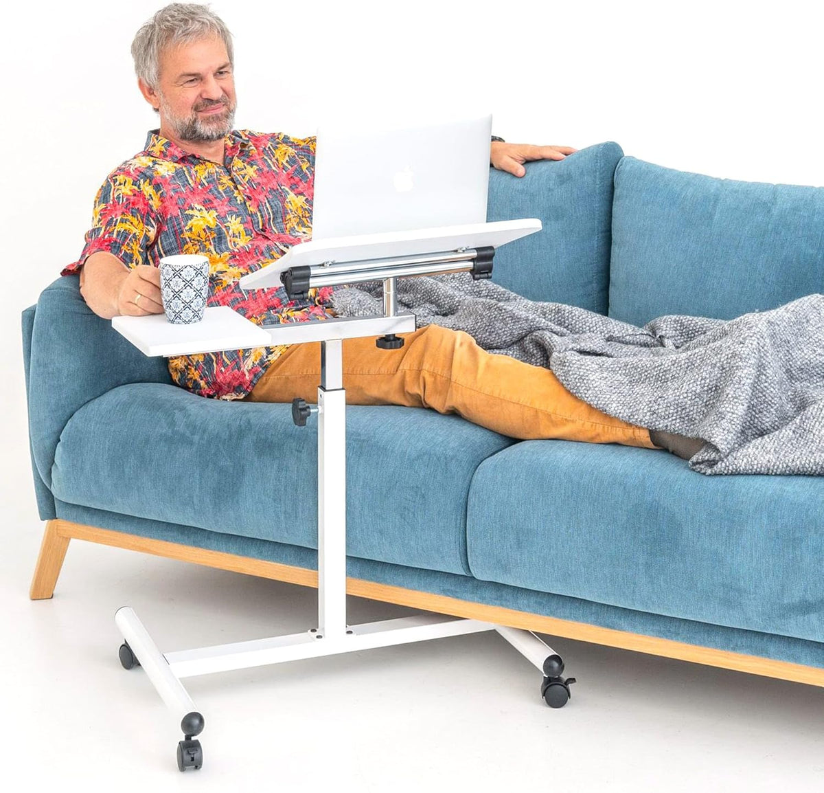 Tatkraft Bianca Ergonomisch Stijlvol Verplaatsbaar Laptopstandaard Bureau met muisbord op wielen, verstelbare hoogte van 72-110 cm, 360 ° draaibaar en 160 ° kantelbaar voor handig staand en zittend werken, Geschikt voor 7-17 '' laptops, Stevig elegant ont
