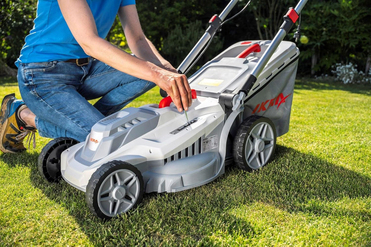 IKRA Elektrische Grasmaaier IERM 2043 T, 2000W, maaihoogte 30-75mm, maaibreedte 43cm, incl. reservemes & mulchkit