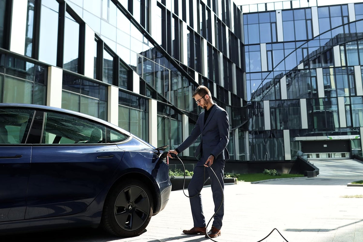 Ev Oplaadkabel Type 2-6 Meter 11kW - Oplaadkabel - Type 2 naar Type 2 Ev Oplaadkabel - Oplader voor Elektrische Auto's met Harde Koffer - Waterdicht - Hittebestendig