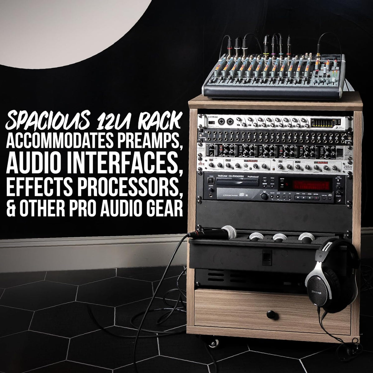 Studiorack – Audiorack – Studio Rack – Rackmeubel – Rackkast – Hoekig Bruin Met Vergrendelbare Wielen – 12U Rackruimte – 25 Mm Multiplex Tot 91 Kg