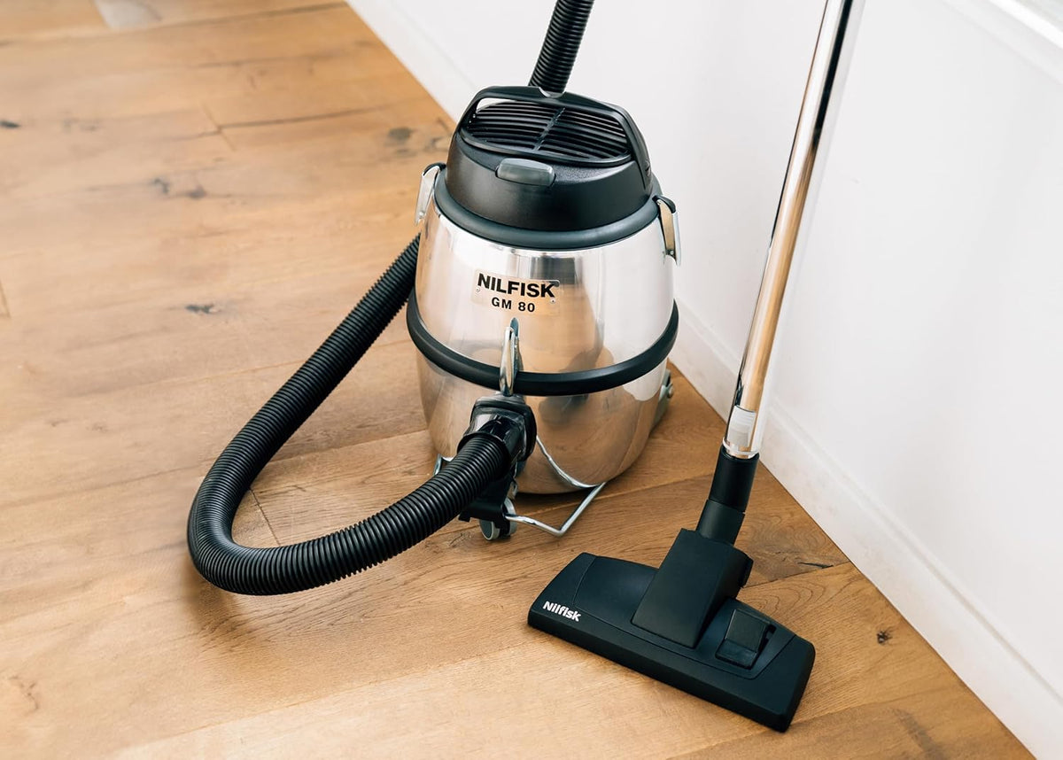 Nilfisk GM80C Stofzuiger – Retro Stijl Stofzuiger – Krachtig, Grote Capaciteit 6,25L (780W)