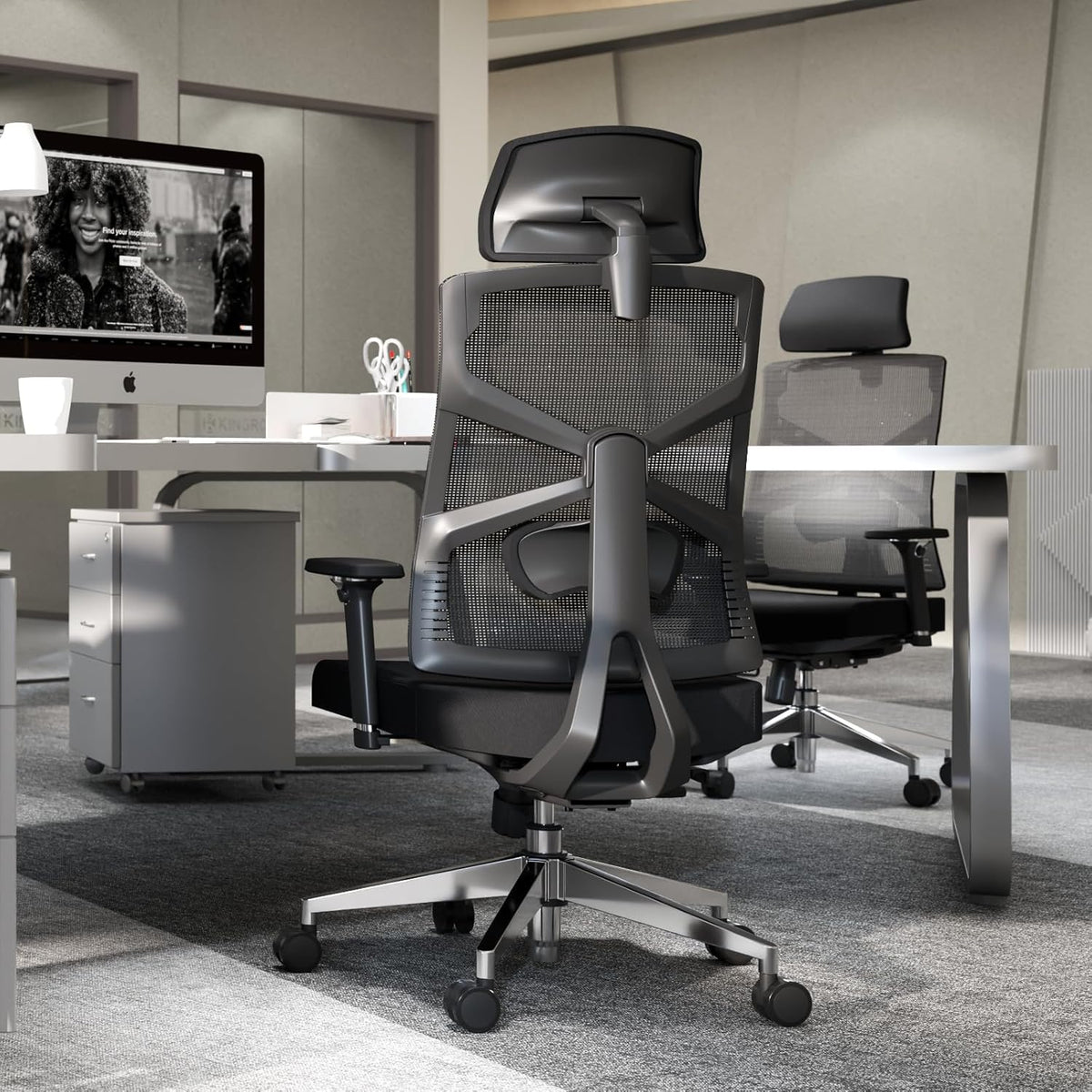 HOLLUDLE Ergonomische bureaustoel met adaptieve rugleuning, hoge rugleuning computerbureaustoel met 4D-armleuningen, verstelbare zitdiepte, lendensteun en 2D-hoofdsteun, draaibare taakstoel, zwart