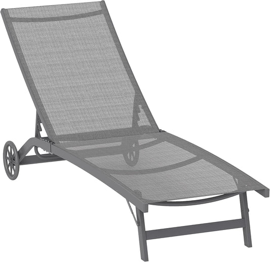 Outsunny Sonnenliege mit Rolle, Gartenliege Alu Liegestuhl mit 5-Fach verstellbare Rückenlehne, wetterfeste Campingliege, Gartenstuhl bis 150 kg load bar, für Garten Urlaub Strand Pool, Dunkelgrau - QUORE