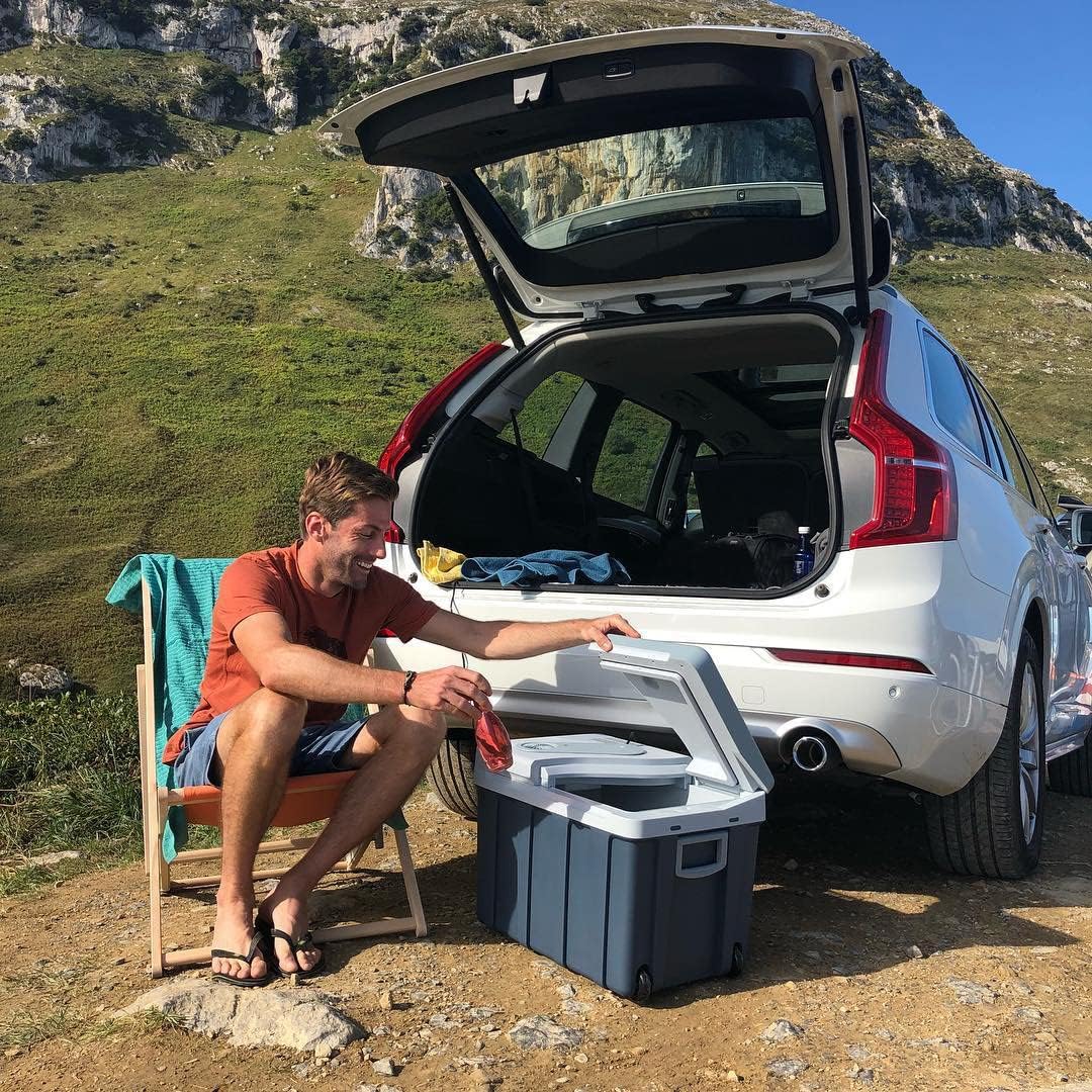 Mobicool MQ40W AC/DC draagbare elektrische koelbox met wielen, 39 liter, 12 V en 230 V voor auto, vrachtwagen, boot, camper en stopcontact