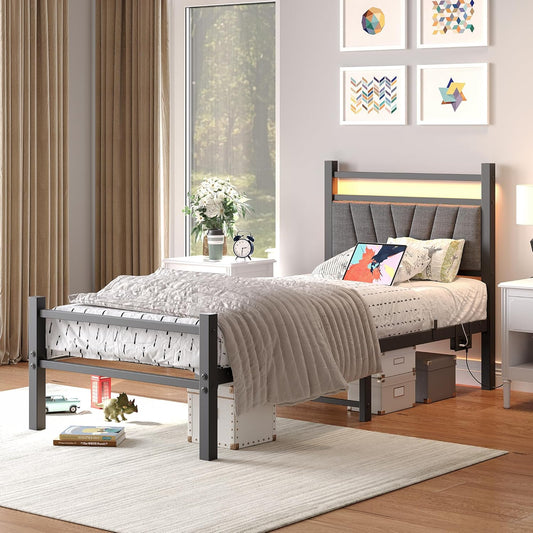 Gestoffeerd bed, bedframe, 90 x 200 cm, met laadstation en ledverlichting, robuust metalen bed met hoofdeinde, modern logeerbed, jeugdbed, metalen eenpersoonsbed met lattenbodem, zwart