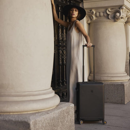 LEVEL8 Koffer Bagage 54.5 cm Cabine koffer PC Materiaal Lichtgewicht Ingebouwd TSA-slot, 8 Spinnerwielen, Handbagage,Hardcase Trolley, 20 inch,40L,Zwart