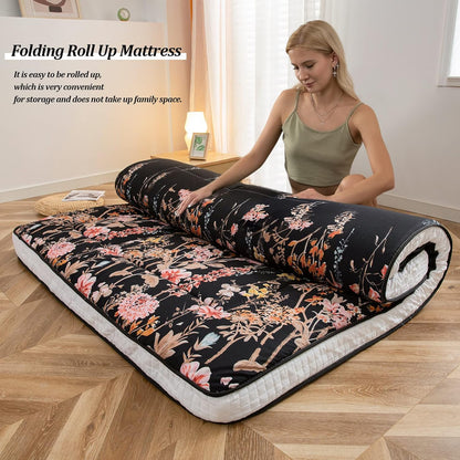 MAXYOYO Futon-matras, gewatteerde Japanse vloermatras, gewatteerde bedmatrashouder, extra dik opvouwbaar slaapkussen, ademend vloerligbed voor campingbank (zwarte bloemen, enkel)
