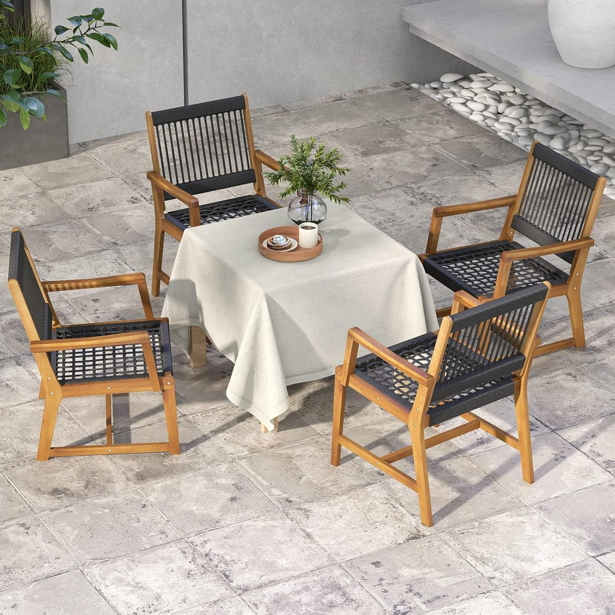 FANTASK Terrasstoelen van acaciahout met vlechtwerk, set van 2 balkonstoelen en tuinstoelen met rugleuning en armleuning, voor tuin, terras en balkon, draagvermogen 160 kg