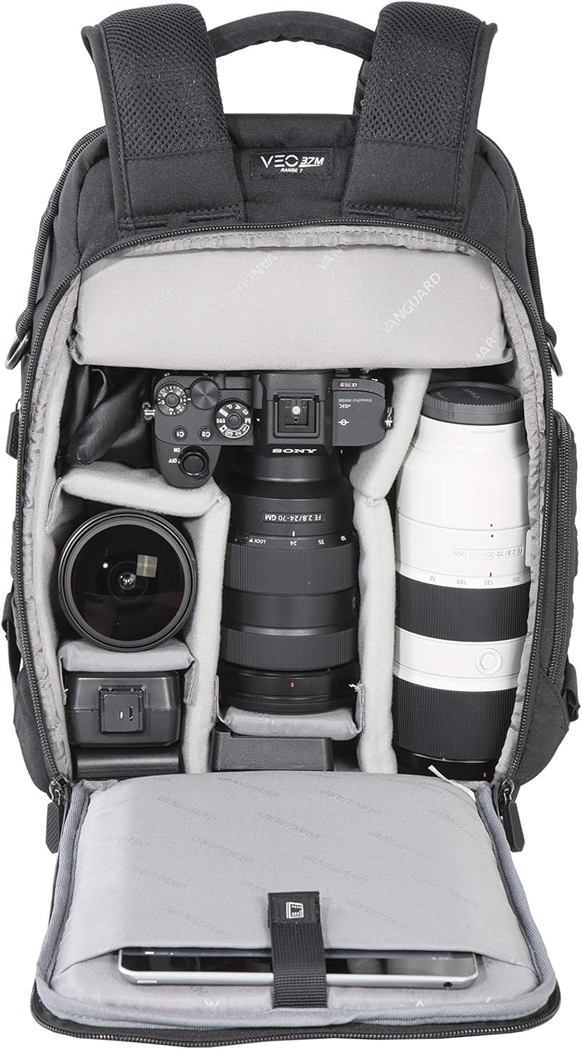 Vanguard VEO Range T37M 11 liter tactische stijl rugzak voor spiegelloze camera - zwart