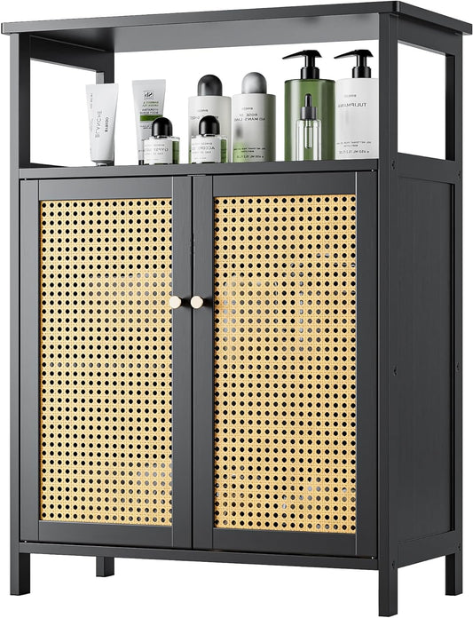 Bamboe Vloerkast – Opbergkast – Badkamerkast – Bijzettafel – Kast Met Rotan Deuren – Compact Formaat – Duurzaam Bamboe Materiaal - QUORE