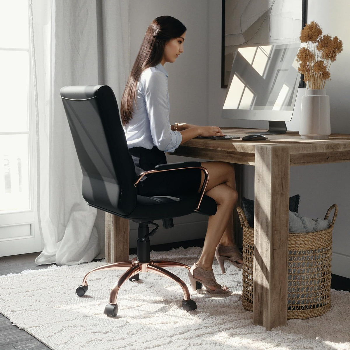 Flash Furniture Executive stoel, draaistoel, zwart leer, roodgoudkleurig frame, 61 x 58,4 x 103,5 cm (B x D x H)