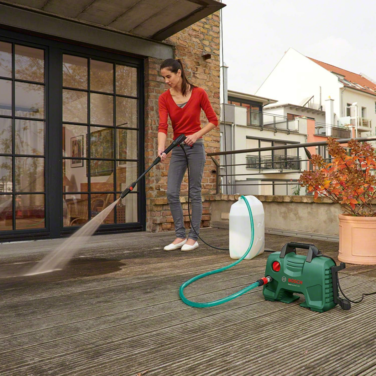 Bosch Home and Garden hogedrukreiniger EasyAquatak 120 (1500 W, druk: 120 bar, kartonnen doos) & Bosch Home and Garden F016800361 6m verlengslang