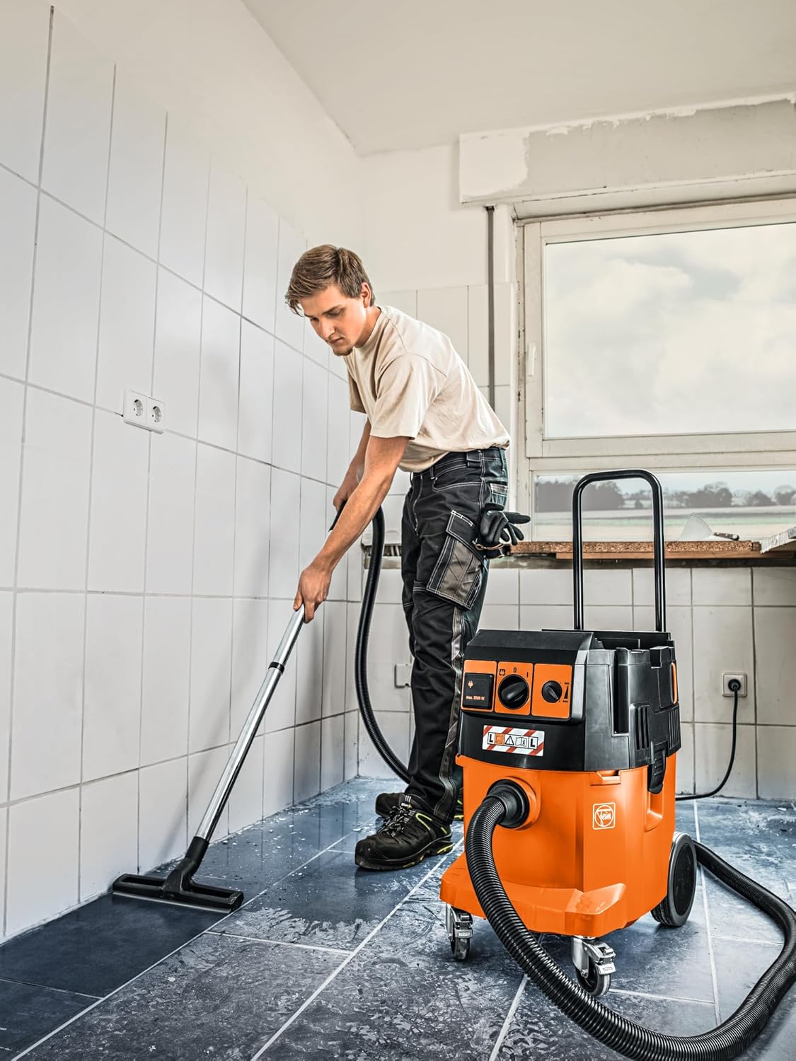 FEIN Nat-/droogzuiger Dustex 35 MX AC, 1380 W Zuiger van stofklasse M met volautomatische filterreiniging voor bevestiging van verschillende koffersystemen inclusief uitgebreide accessoires.