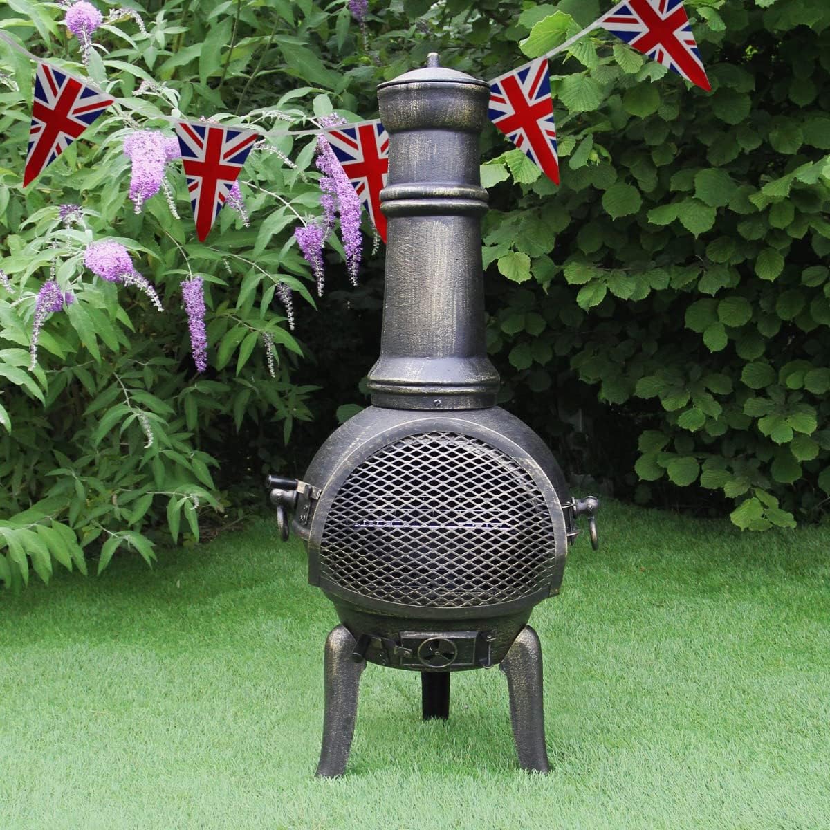Gietijzeren Chiminea – Tuinhaard – Buitenhaard – Vuurton – Terrasverwarmer – Duurzaam Gietijzer – Inclusief BBQ Rek & Union Jack Bunting