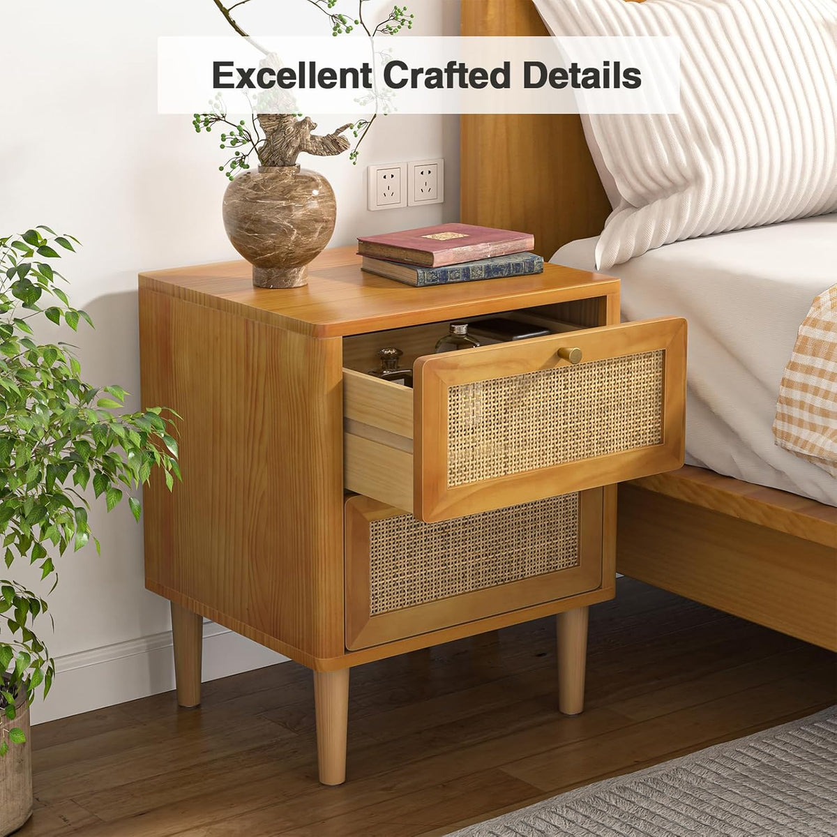 Nachtkastje Rattan – Bedside Table – Ladekastje – Bijzettafel – Slaapkamerkastje – 2 Lades – Massief Houten Pootjes – Compact 45x40x55,5 cm