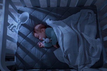 Geemarc Amplicall Sentinel Babymonitor met kleurendisplay en bidirectionele radio, geluids-, bewegings- en temperatuurdetector, krachtig alarm van 95 dB en trillingskussen, Franse versie