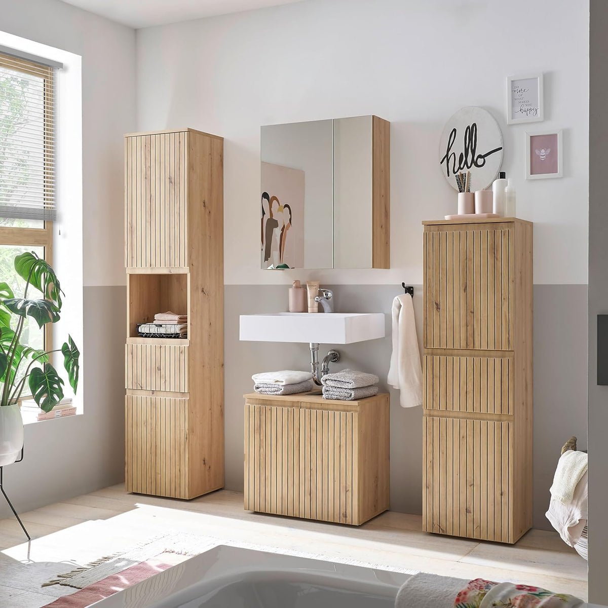 Stella Trading Austin badkamercommode in Artisan eikenlook, wilde eiken-look, FSC-gecertificeerd - badkamerkast met veel opbergruimte - 40 x 136 x 31 cm (b x h x d)