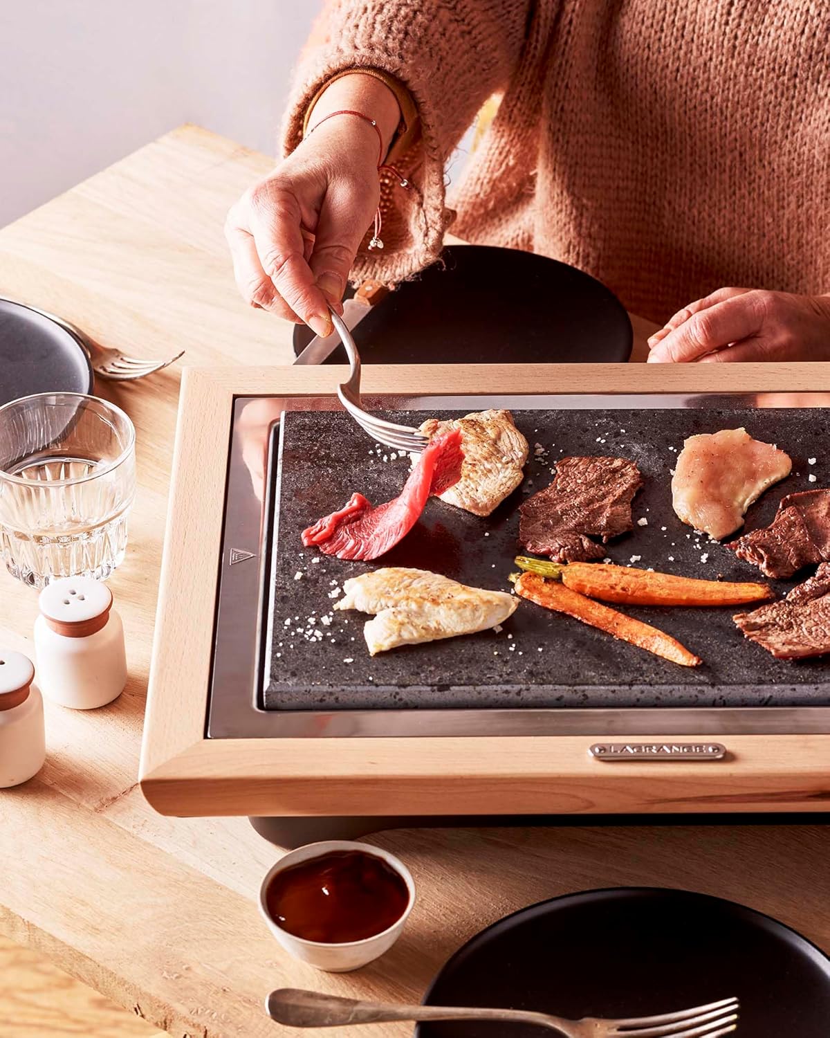 Pierre® Deluxe Grill met licht houten frame + schraper