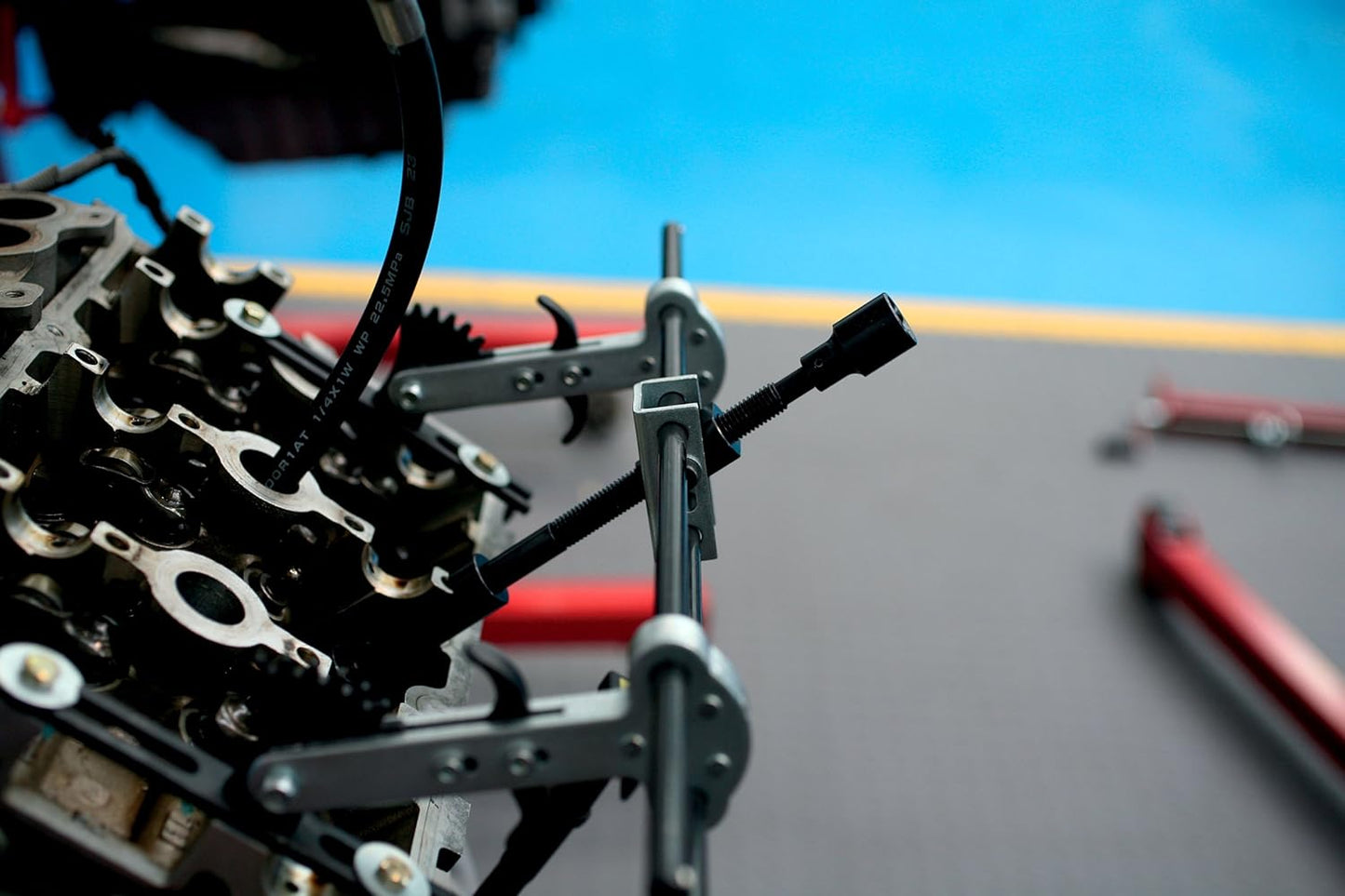 Klepverencompressor – Klepveerverwijderaar – Ventielveer Compressor – Klepveertool – Verbrandingskamerdruk Gereedschap – Universeel SOHC en DOHC – Inclusief 22 mm Persluchtadapter